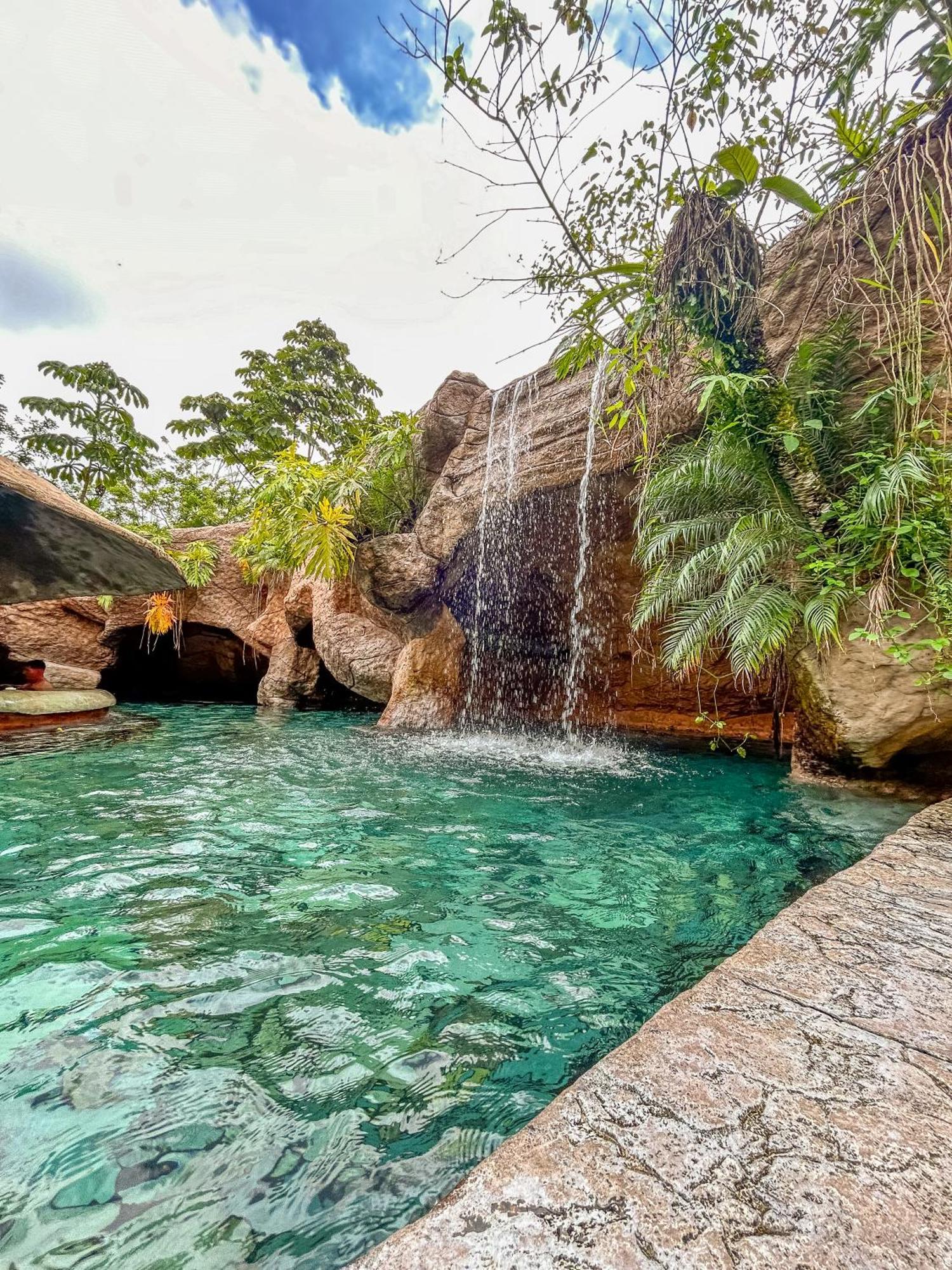 Hotel Relax Termalitas - Thermal Water La Fortuna Ngoại thất bức ảnh