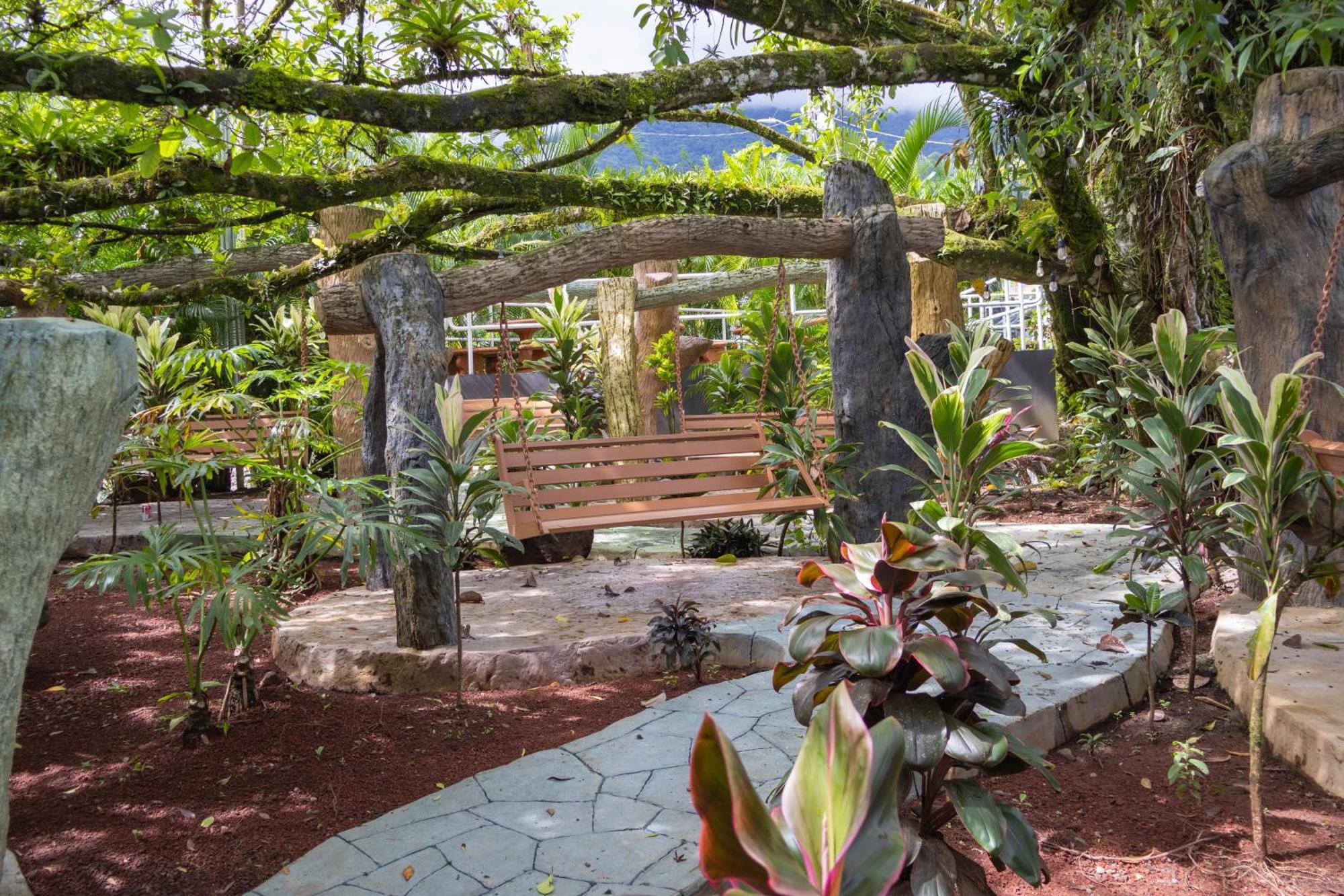 Hotel Relax Termalitas - Thermal Water La Fortuna Ngoại thất bức ảnh
