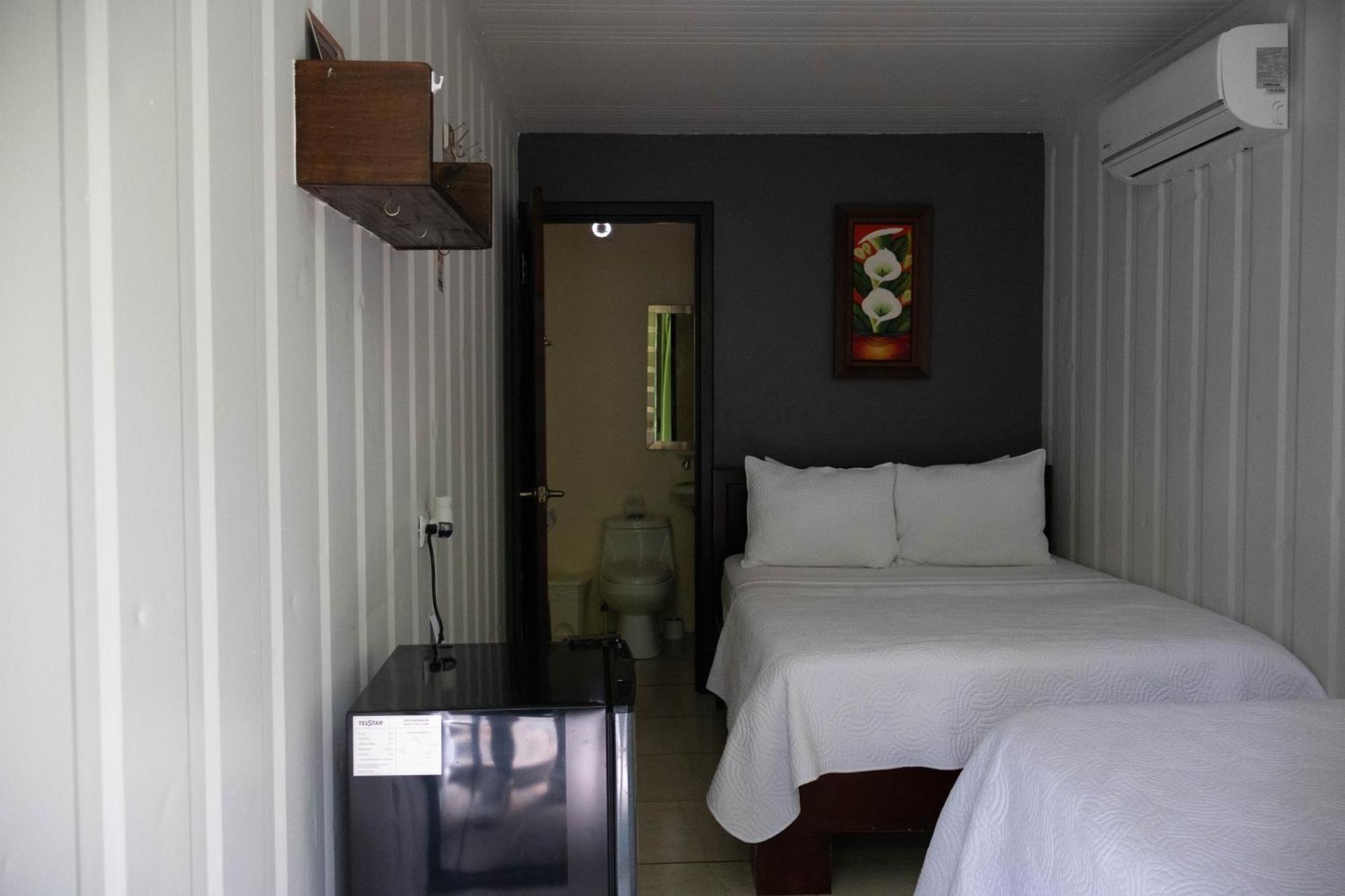 Hotel Relax Termalitas - Thermal Water La Fortuna Ngoại thất bức ảnh