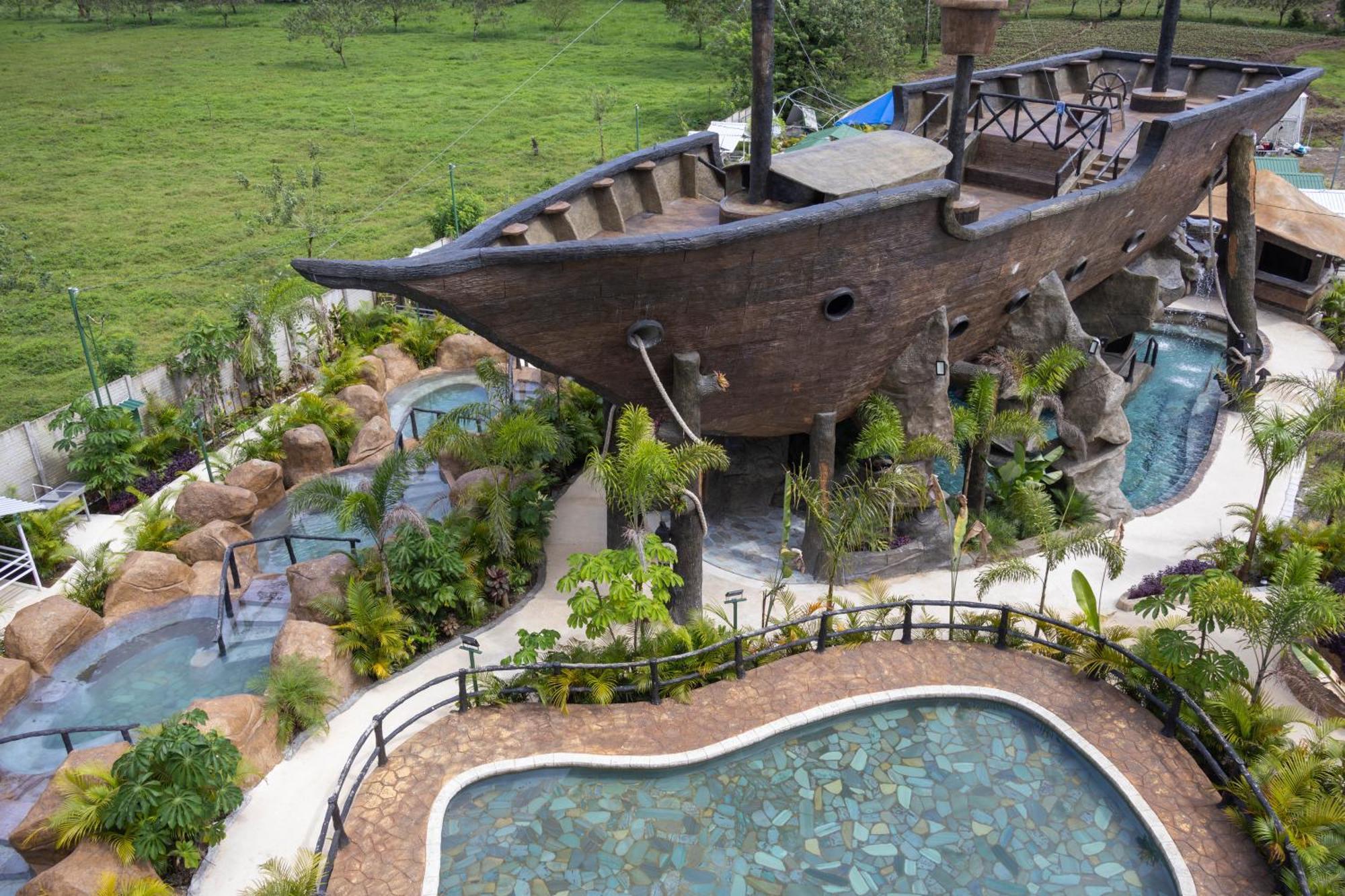 Hotel Relax Termalitas - Thermal Water La Fortuna Ngoại thất bức ảnh