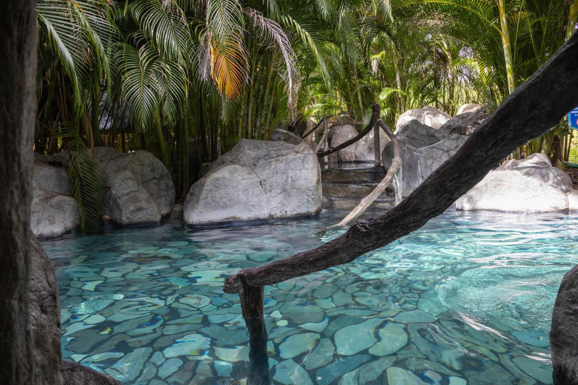 Hotel Relax Termalitas - Thermal Water La Fortuna Ngoại thất bức ảnh