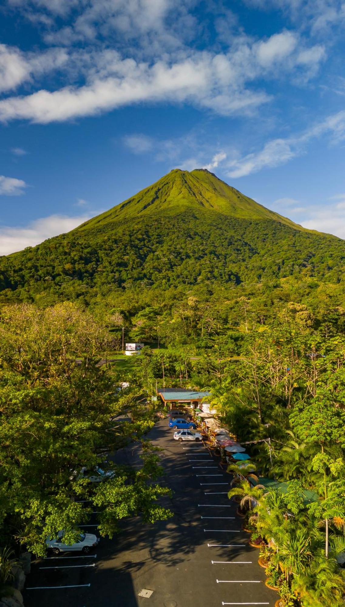 Hotel Relax Termalitas - Thermal Water La Fortuna Ngoại thất bức ảnh